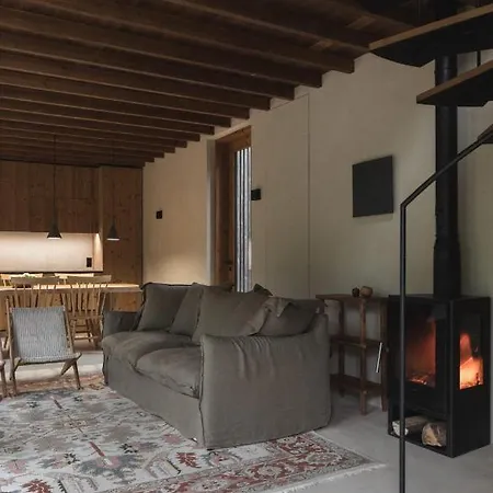 Rustic Complex Tatil Evi Arouca